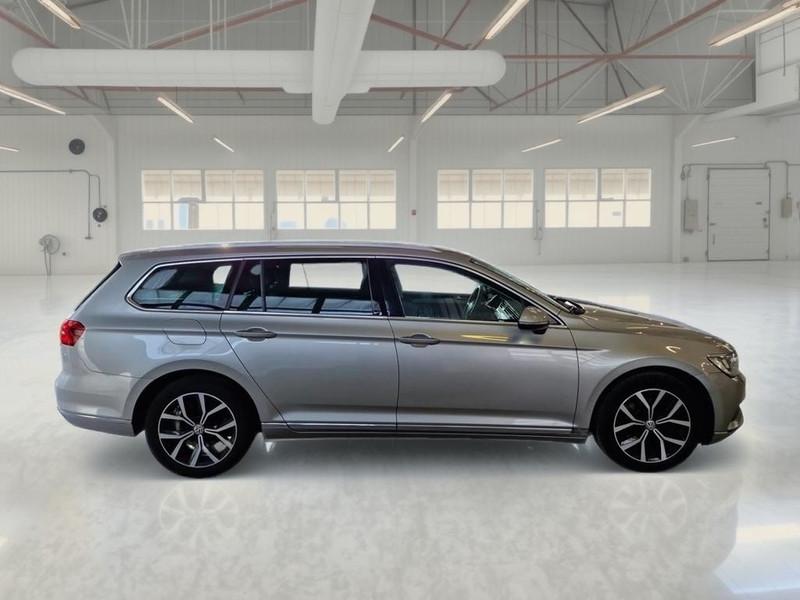 VOLKSWAGEN PASSAT VARIANT 2.0 TDI 110kW Highline BMT DSG