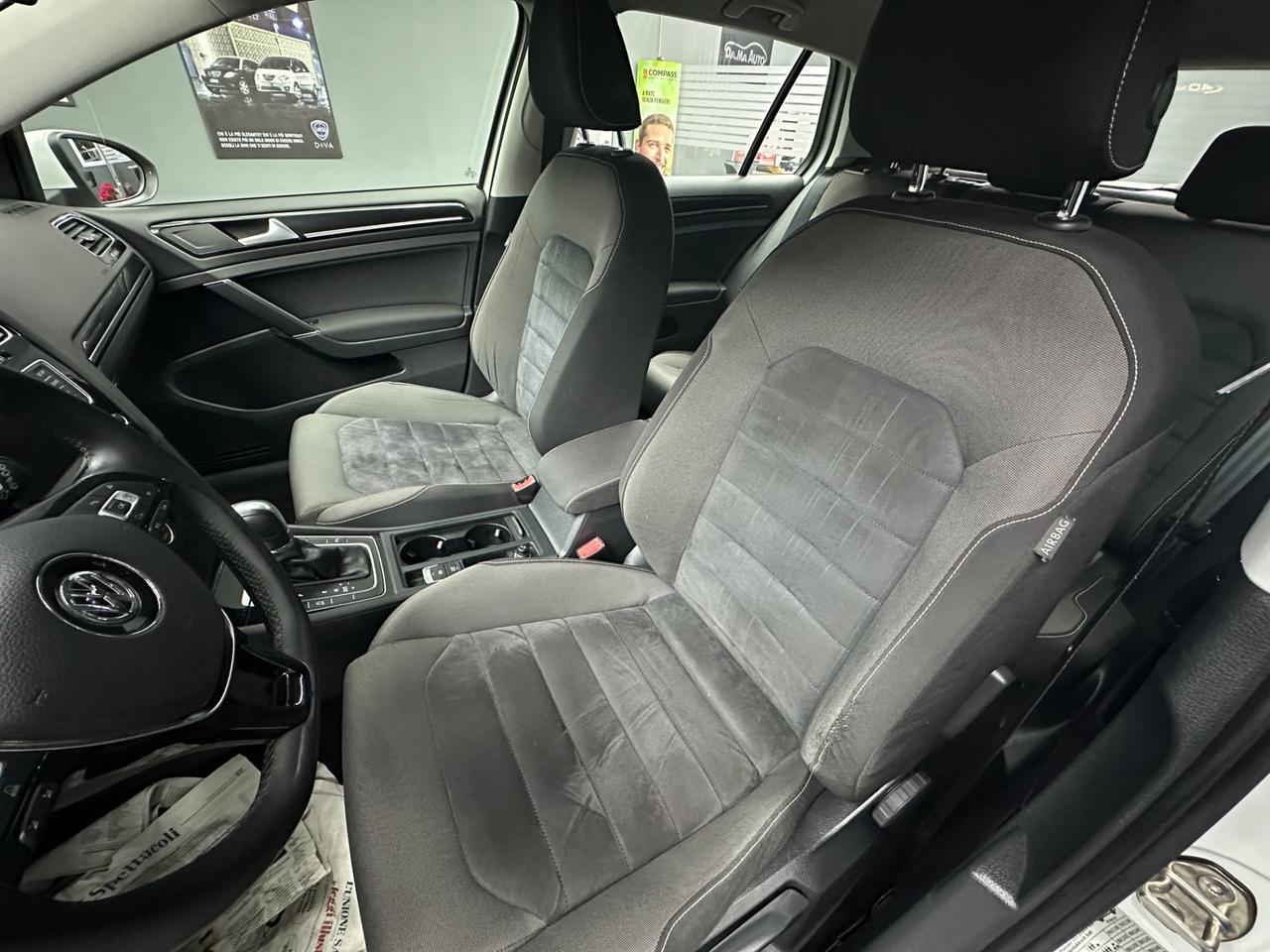 Volkswagen Golf 1.6 TDI DSG 5p. Highline BlueMotion Tech