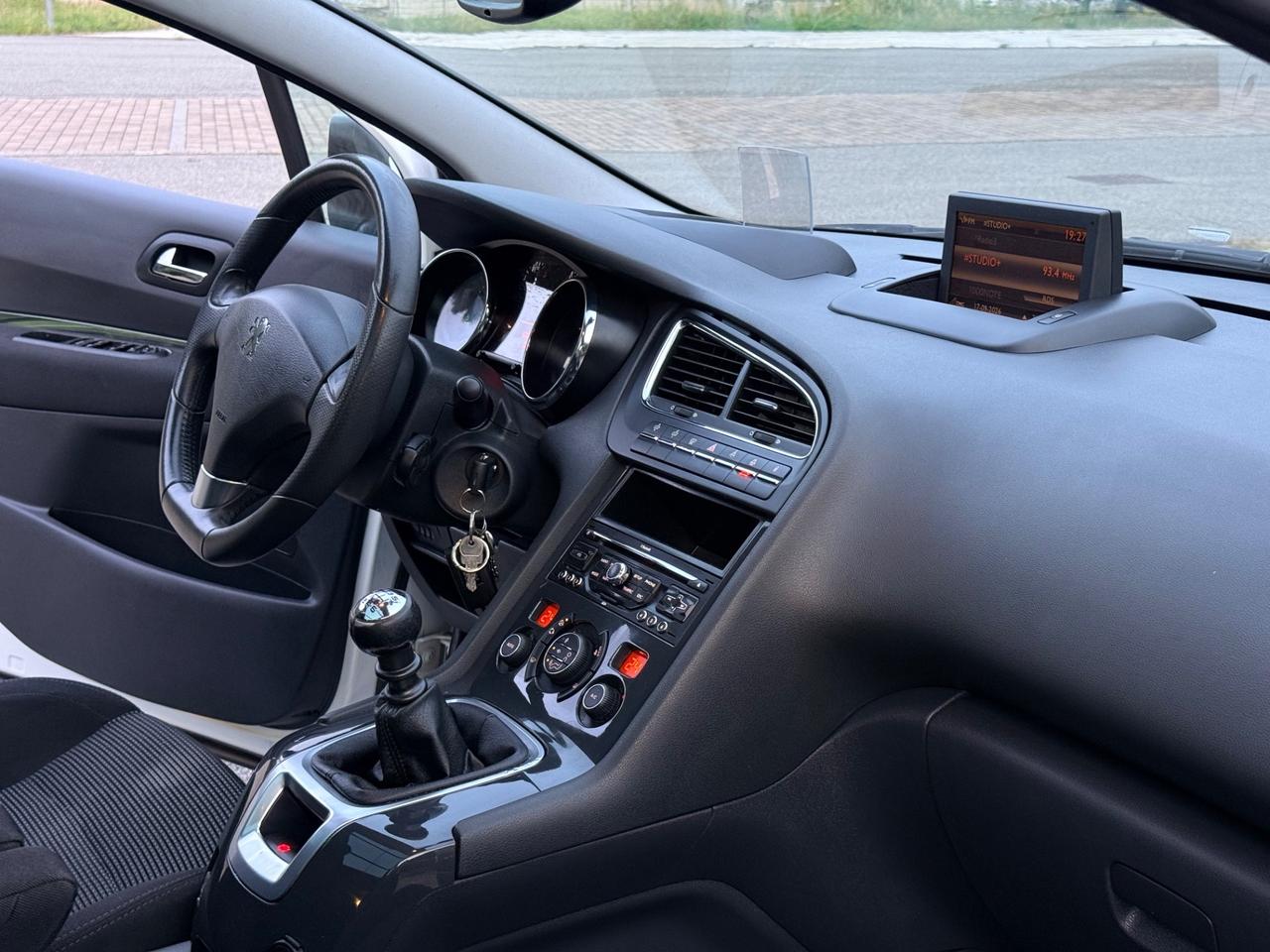 Peugeot 5008 2.0 HDi 150CV full optional