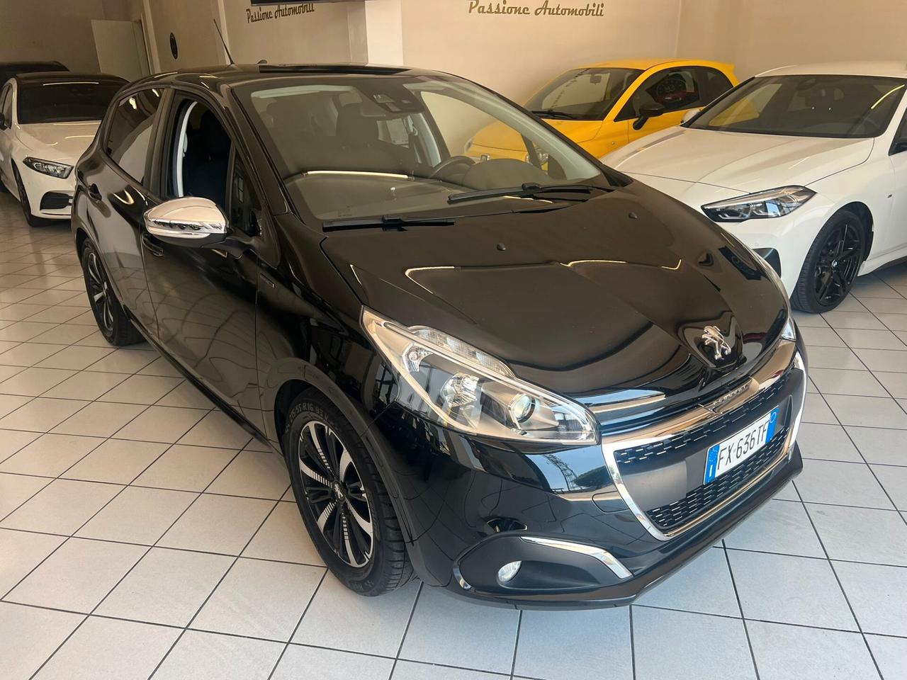 Peugeot 208 BlueHDi 75 5 porte Allure