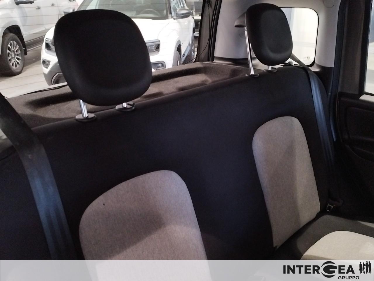 FIAT Panda 1.0 firefly hybrid City Cross s&s 70cv 5p.ti