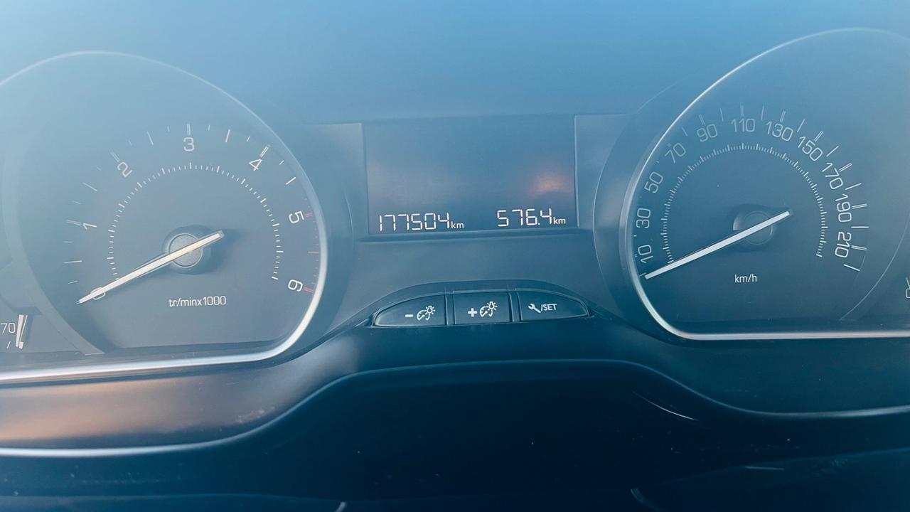 Peugeot 2008 BlueHDi 75 Active