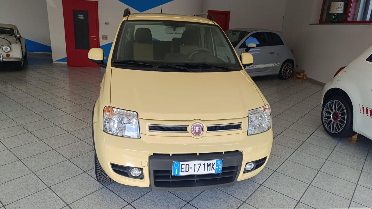 FIAT PANDA 1.2 BENZINA 4X4 CLIMBING 4WD