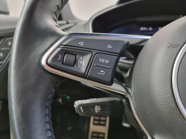 AUDI TT Coupé 40 TFSI S tronic