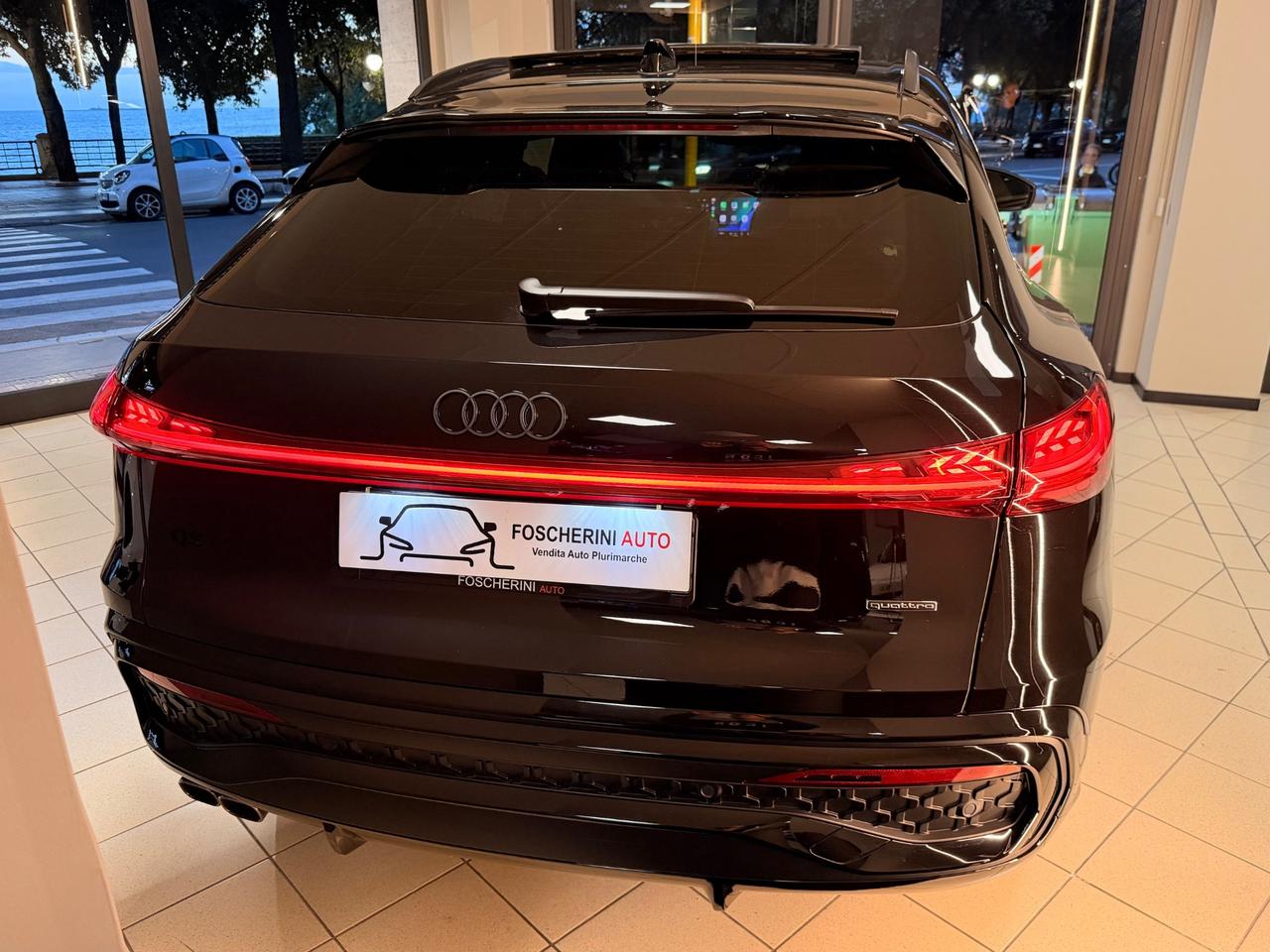 Audi Q5 SPB S line edition Total Black 2026