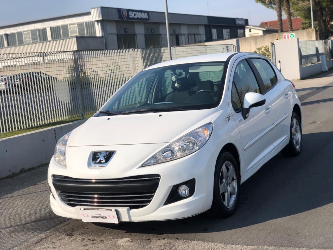 Peugeot 207 1.4 VTi 95CV 2010 Ok per neopatentati