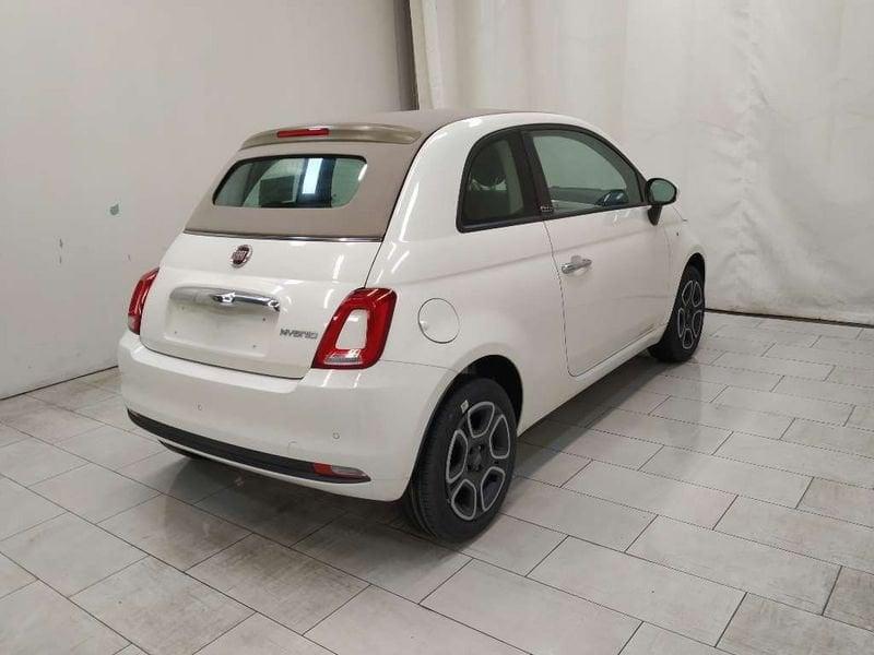 FIAT 500C 1.0 hybrid Club 70cv