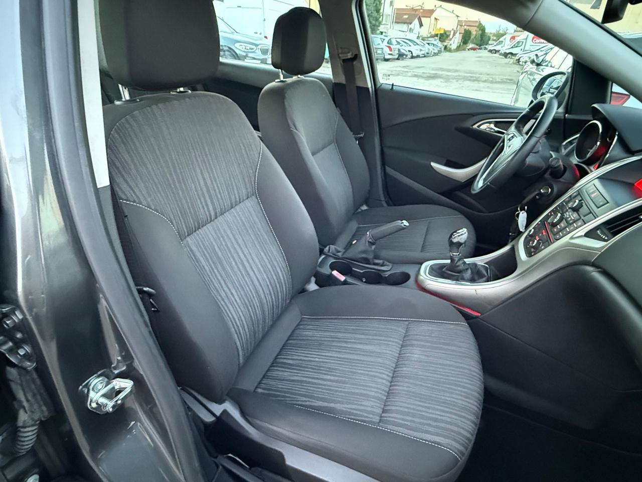 Opel Astra 1.4BENZINA 100CV 5P Cosmo NEOPATENTATO