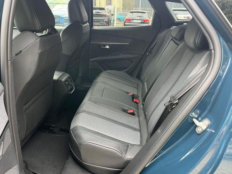 Peugeot 3008 3008 Hybrid 225 e-EAT8 Allure Pack