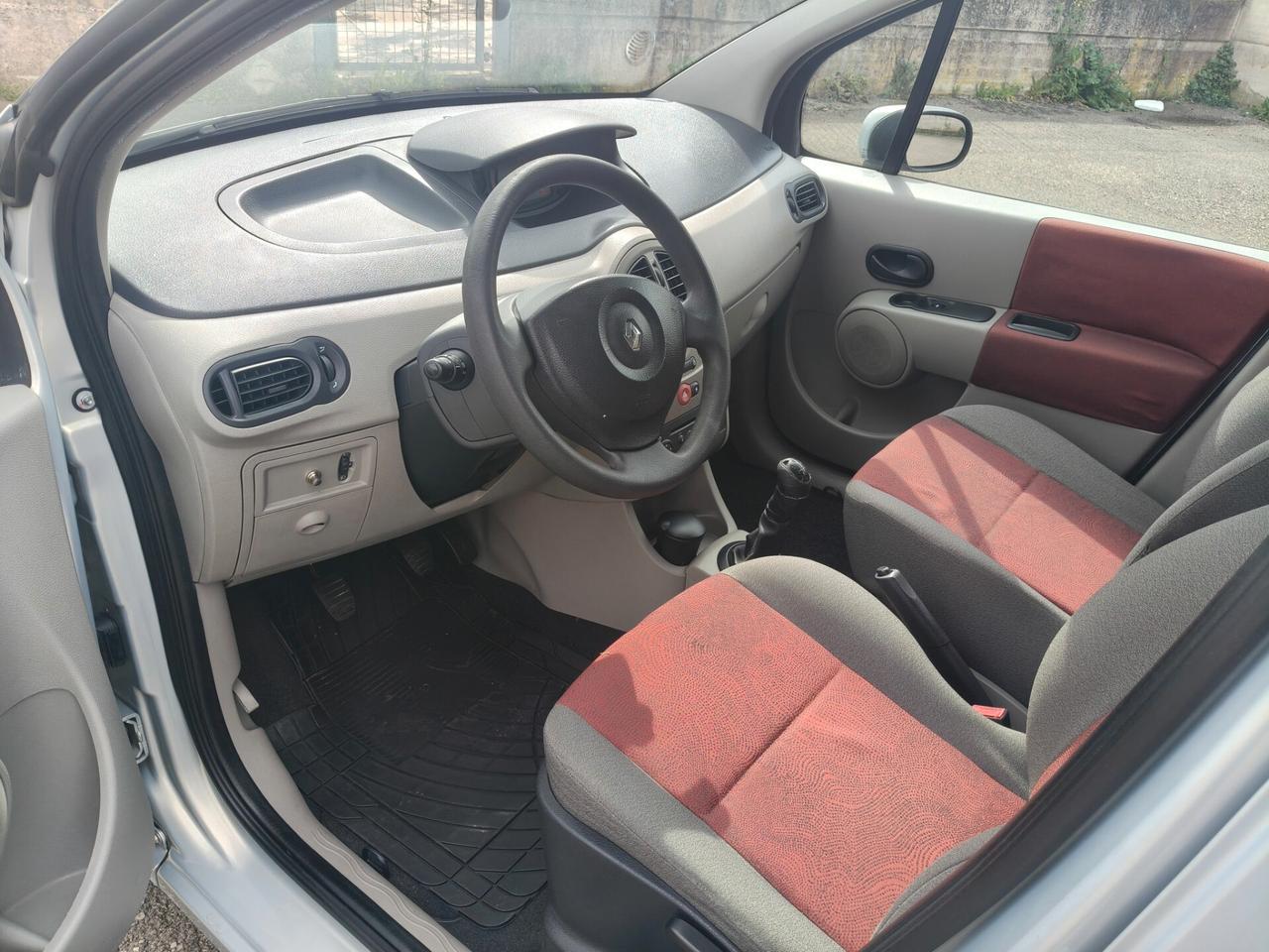 Renault Modus 1.2 benzina PER NEOPATENTATI