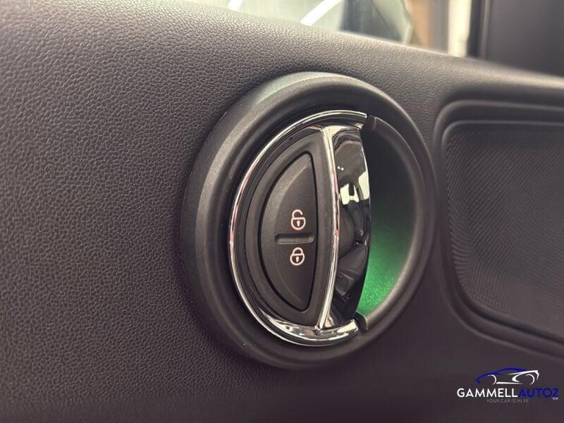 MINI Countryman One D