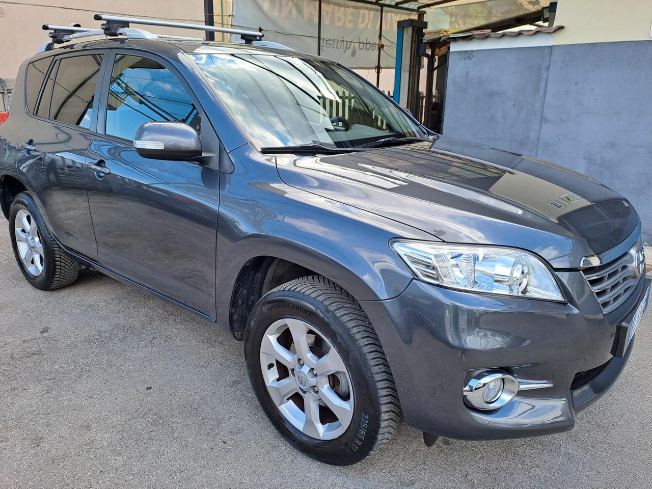 Toyota RAV4 2.2 D-4D 150 CV Exclusive 4x4