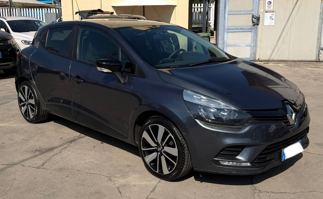 Renault Clio 1.2BENZINA 75CV 5 porte Intens 2017