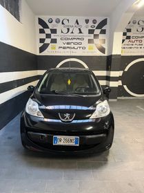 Peugeot 107 1.0 68CV 5p. Sweet Years 2Tronic
