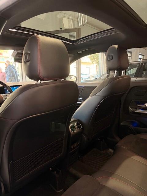 Mercedes-benz GLA 200 d Premium 4matic