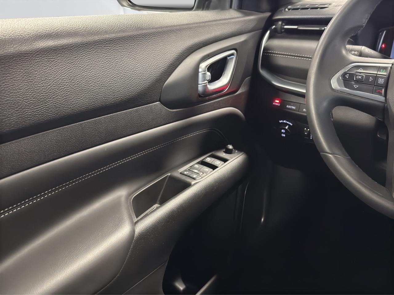 Jeep Compass 1.3 turbo t4 phev Limited 4xe auto