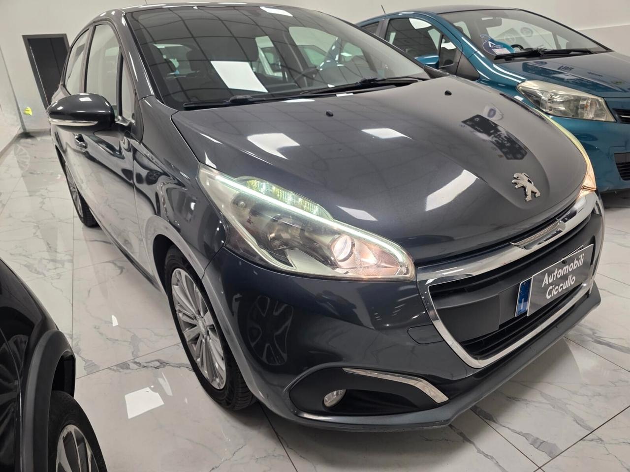 Peugeot 208 BlueHDi 75 5 porte Allure