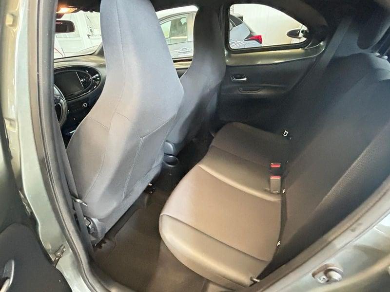 Toyota Aygo X 1.0B (72 CV) Lounge S-CVT