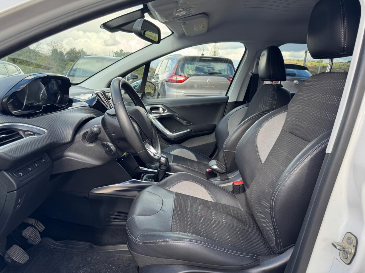 Peugeot 2008 1.6 e-HDi 92 CV Stop&Start Allure