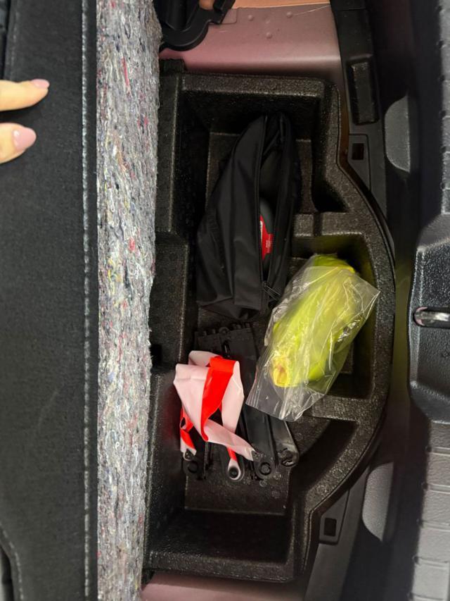 TOYOTA Yaris 1.5 Hybrid 5 porte Business