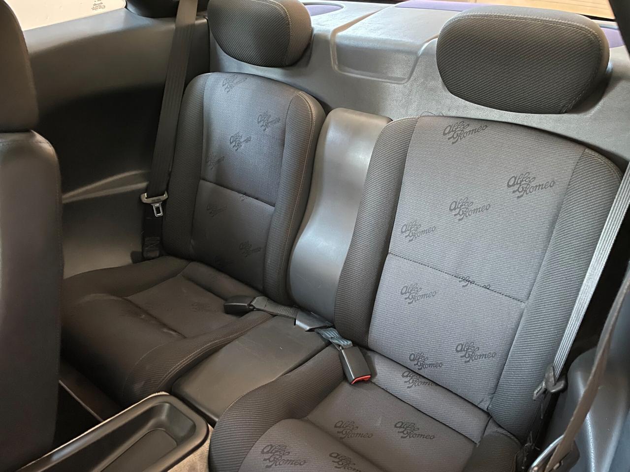 Alfa Romeo GTV 2.0i 16V Twin Spark cat