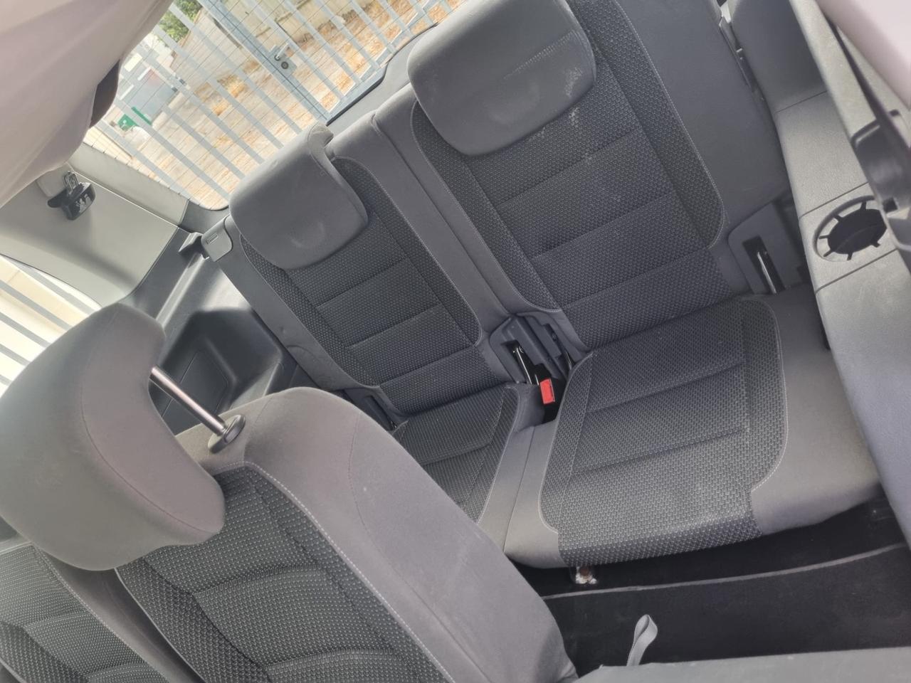Volkswagen Touran Business 1.6 TDI Comfortline