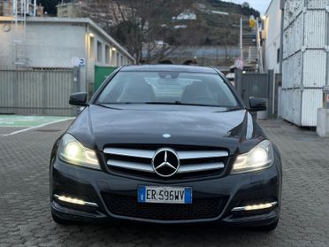 Mercedes-benz C 220 CDI Coupé Avantgarde - 2013