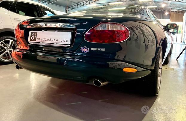 JAGUAR XK8 4.2 Coupé