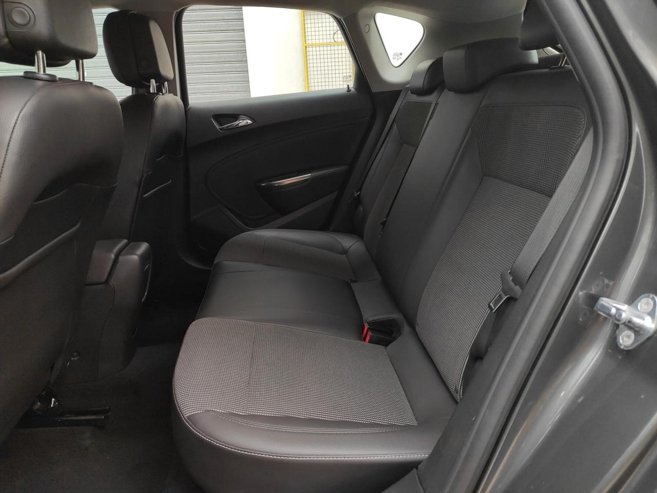 Opel Astra 1.7 CDTI 125CV 5 porte Cosmo