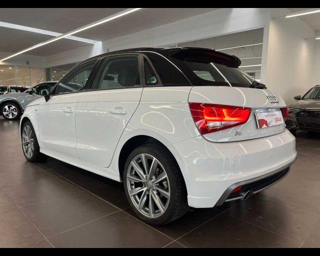 AUDI A1 SPB 1.6 TDI S line edition