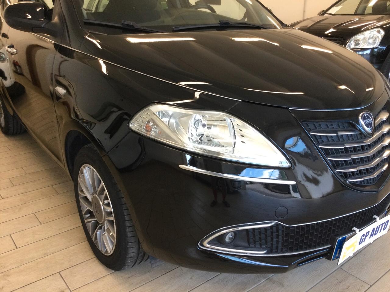 Lancia Ypsilon 0.9 85 CV DFN *CAMBIO AUTOMATICO