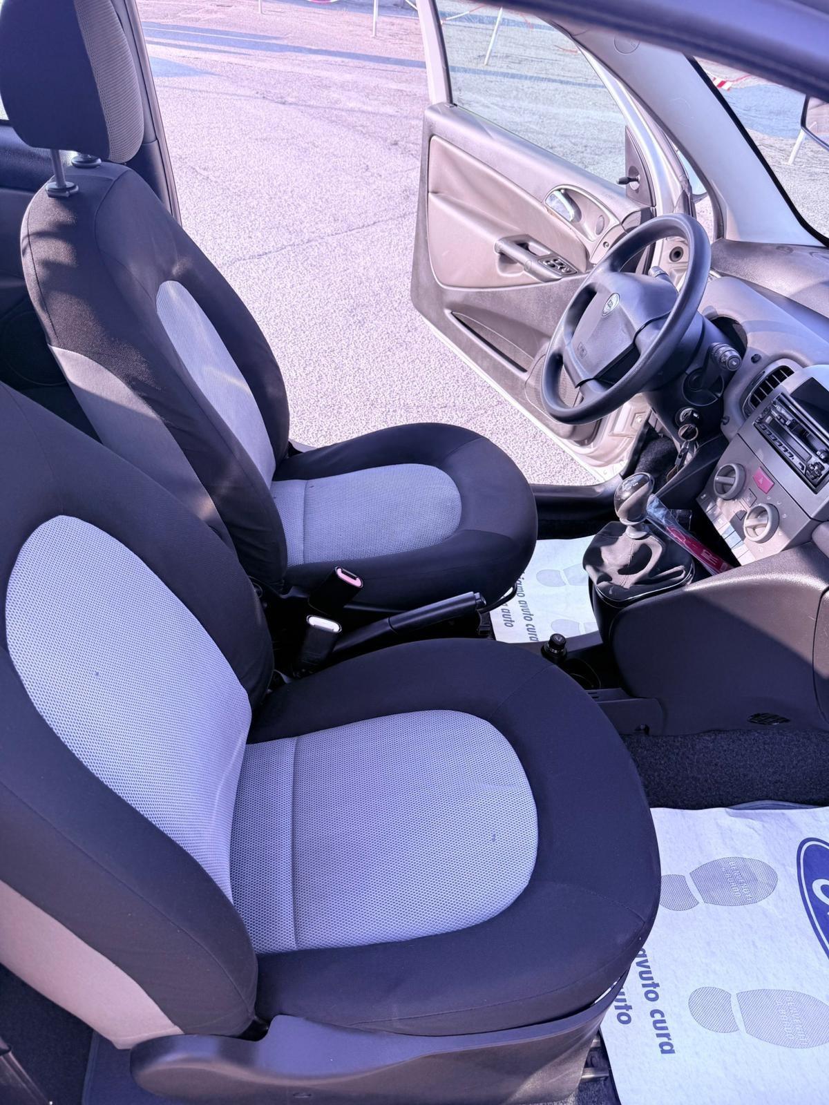Lancia Ypsilon 1.2 16V Platino Ok neopatentati