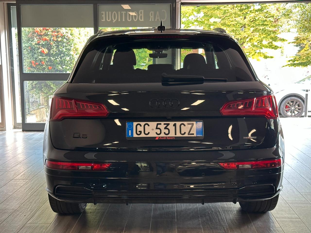 Audi Q5 40 2.0 tdi mhev S line Plus Quattro 204cv Black Edition