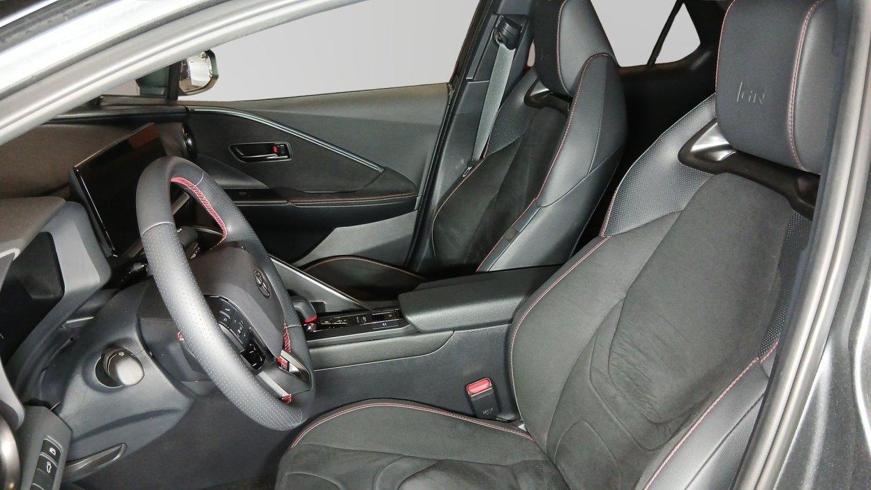 TOYOTA C-HR (2023-->) - C-HR 2.0 HV AWD GR Sport