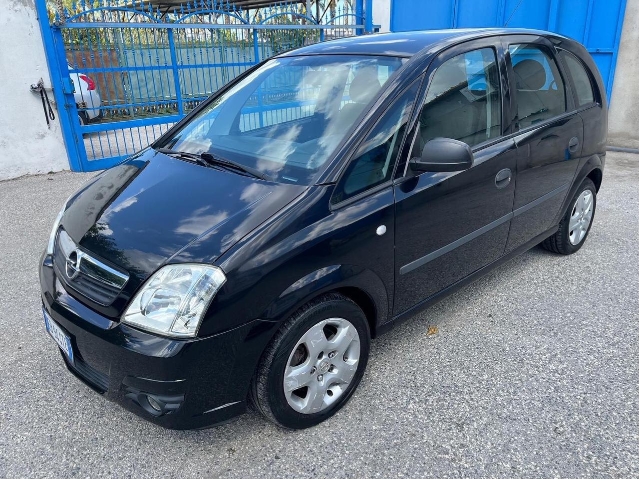 Opel Meriva 1.4 gpl - full-2010