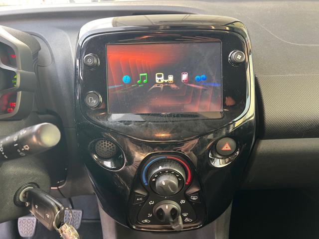 CITROEN C1 VTi 72 S&S 5 porte Shine