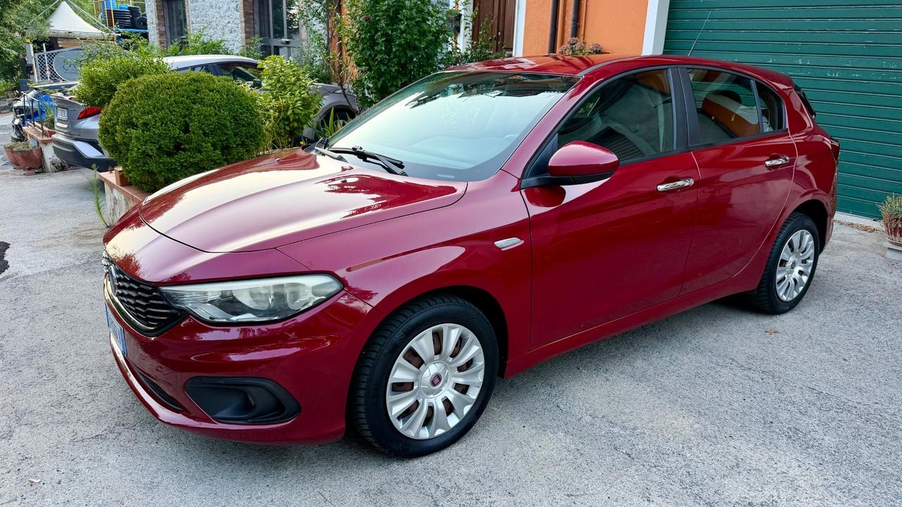 Fiat Tipo 1.6 Mjt S&S 5 porte Business