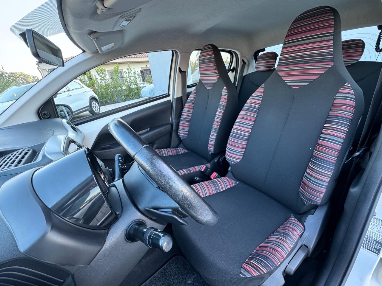 Citroen C1 VTi 68 ETG 5 porte Feel - CAMBIO AUTOMATICO
