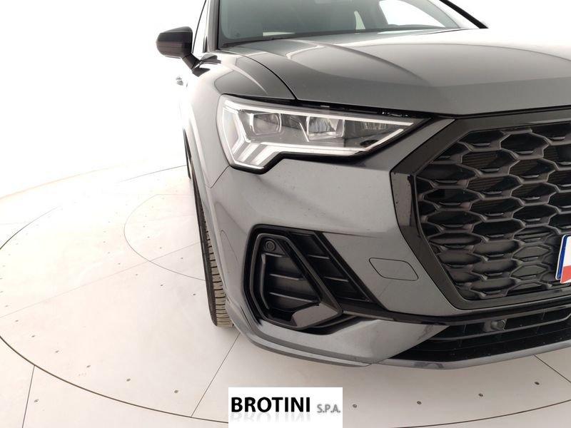 Audi Q3 Sportback 45 TFSI e S tronic Identity Black