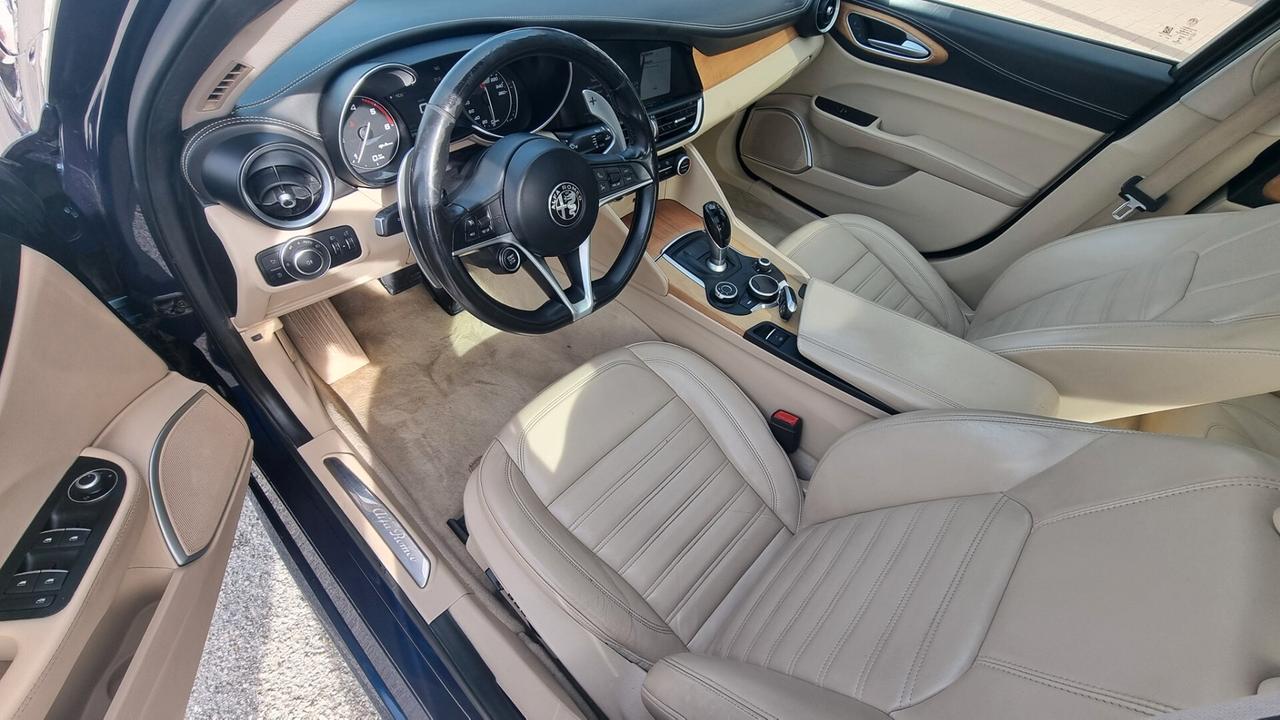 Alfa Romeo Giulia 2.2 Turbodiesel 180 CV AT8 Business Sport Launch Ed.
