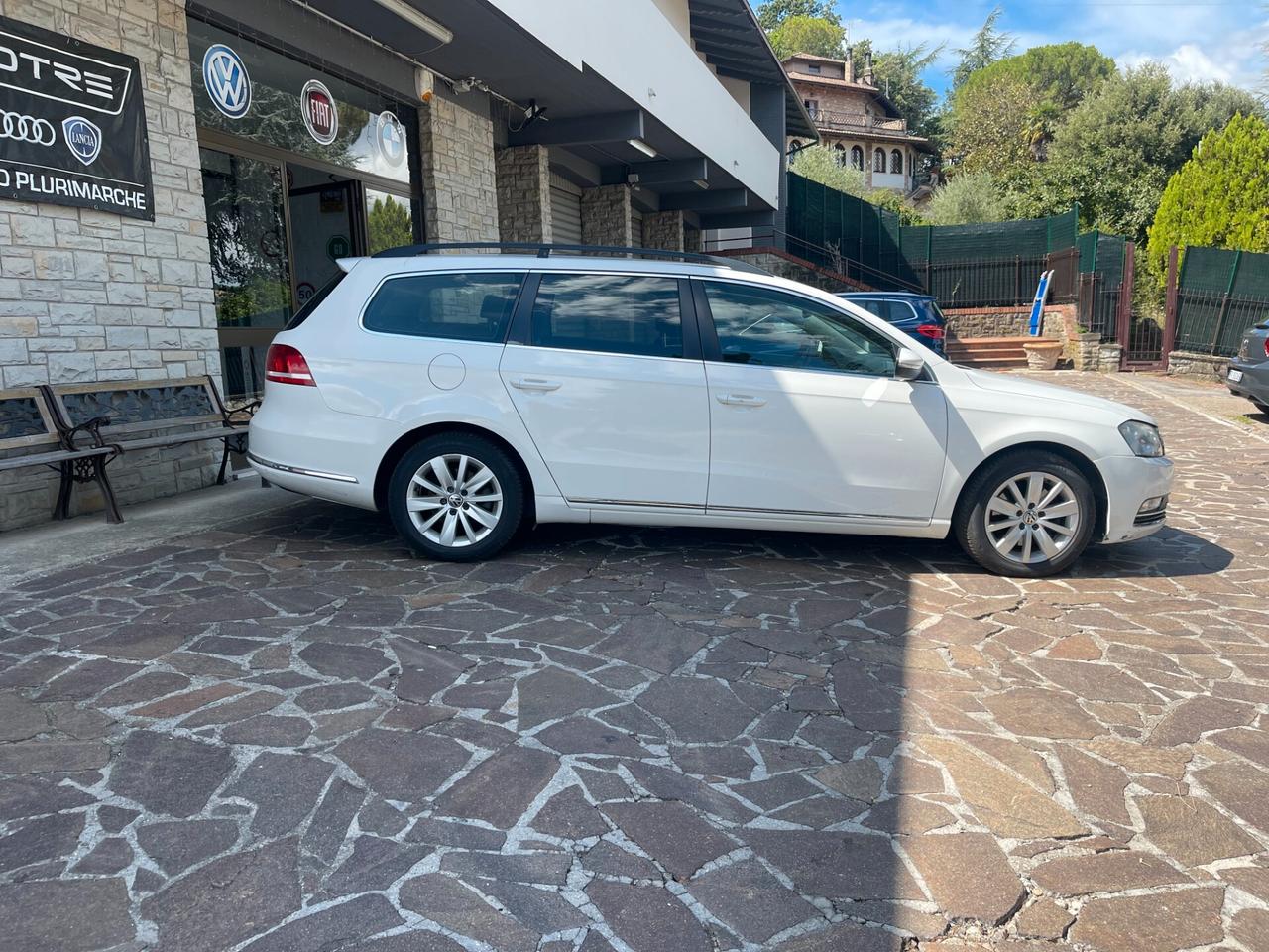 Volkswagen Passat Var. 2.0 TDI DSG High. BM.Tech. NEO PATENTATI