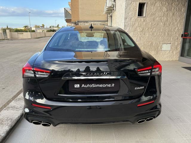 MASERATI Ghibli 330 CV 2.0 mhev Gransport HYBRID