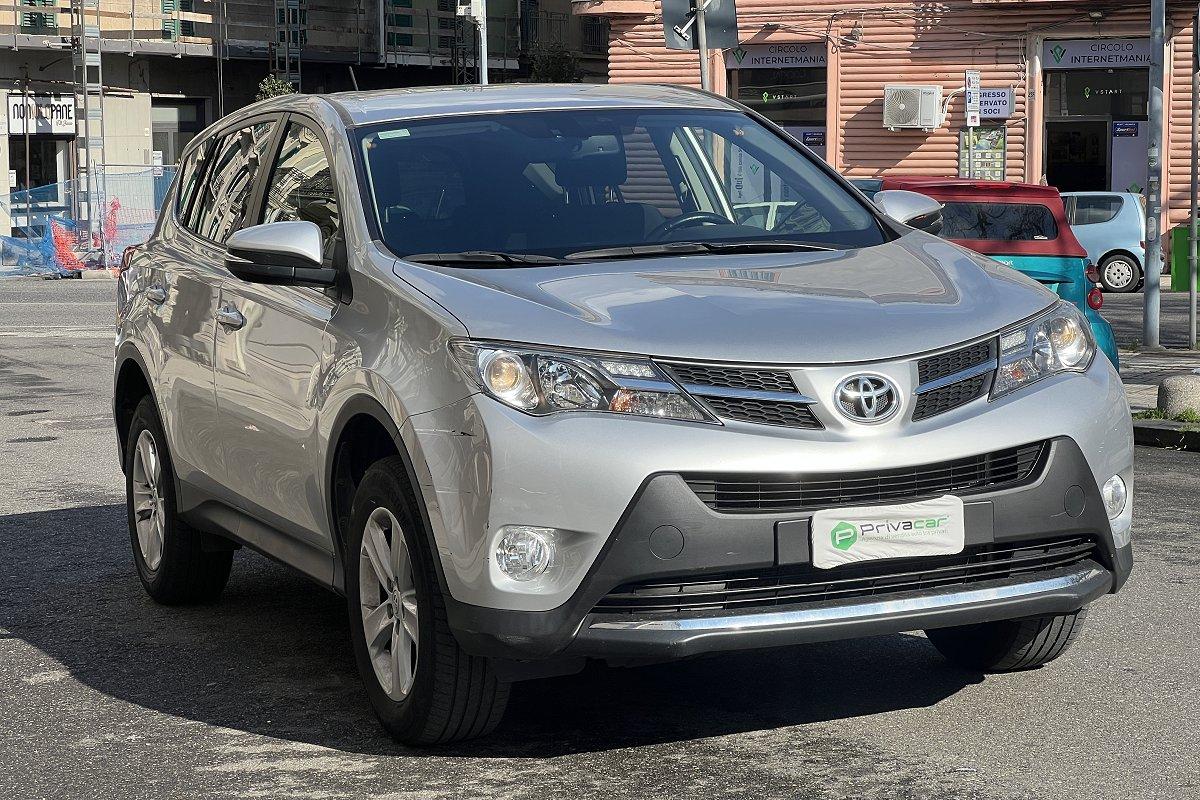 TOYOTA RAV4 2.0 D-4D 2WD