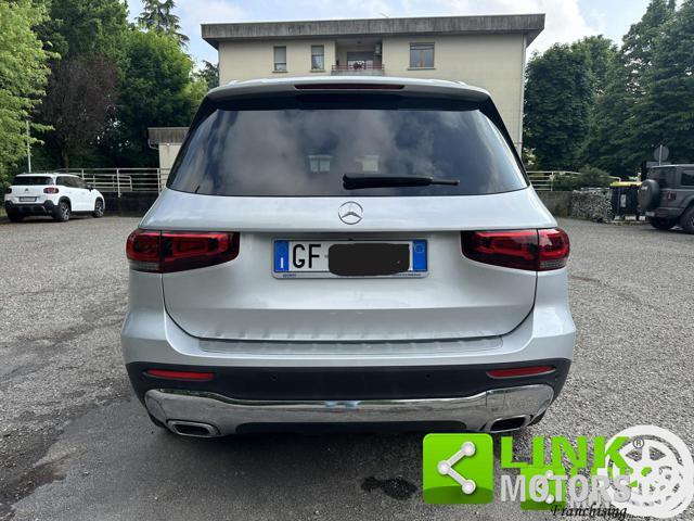 MERCEDES-BENZ GLB 200 Premium
