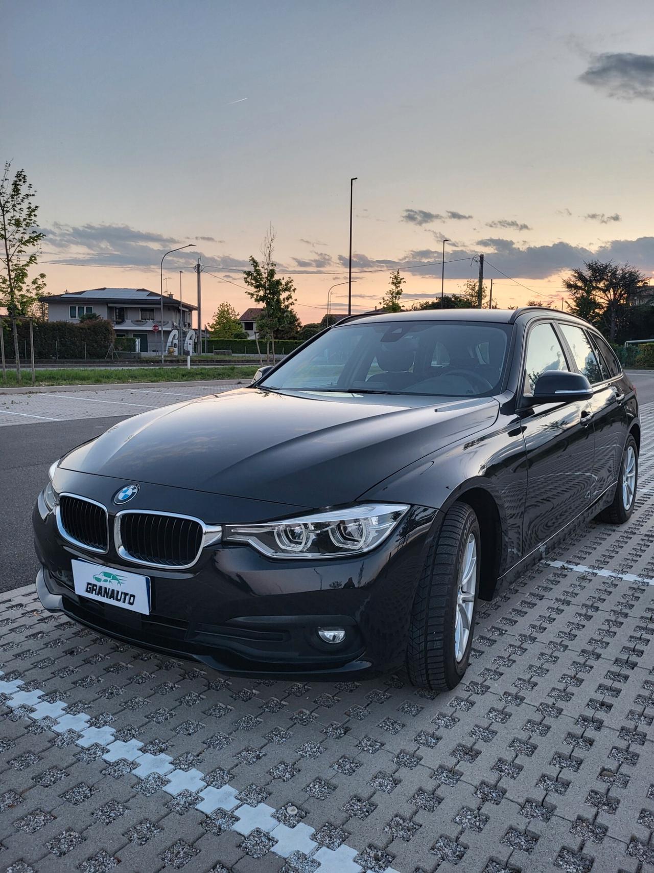 Bmw 320d xDrive Touring Business Advantage