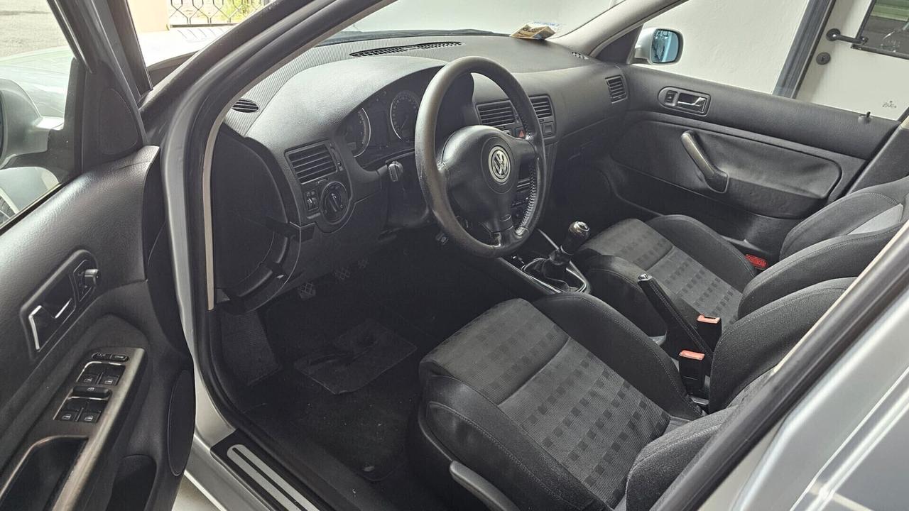 VW Bora 1.6 Highline Unico proprietario