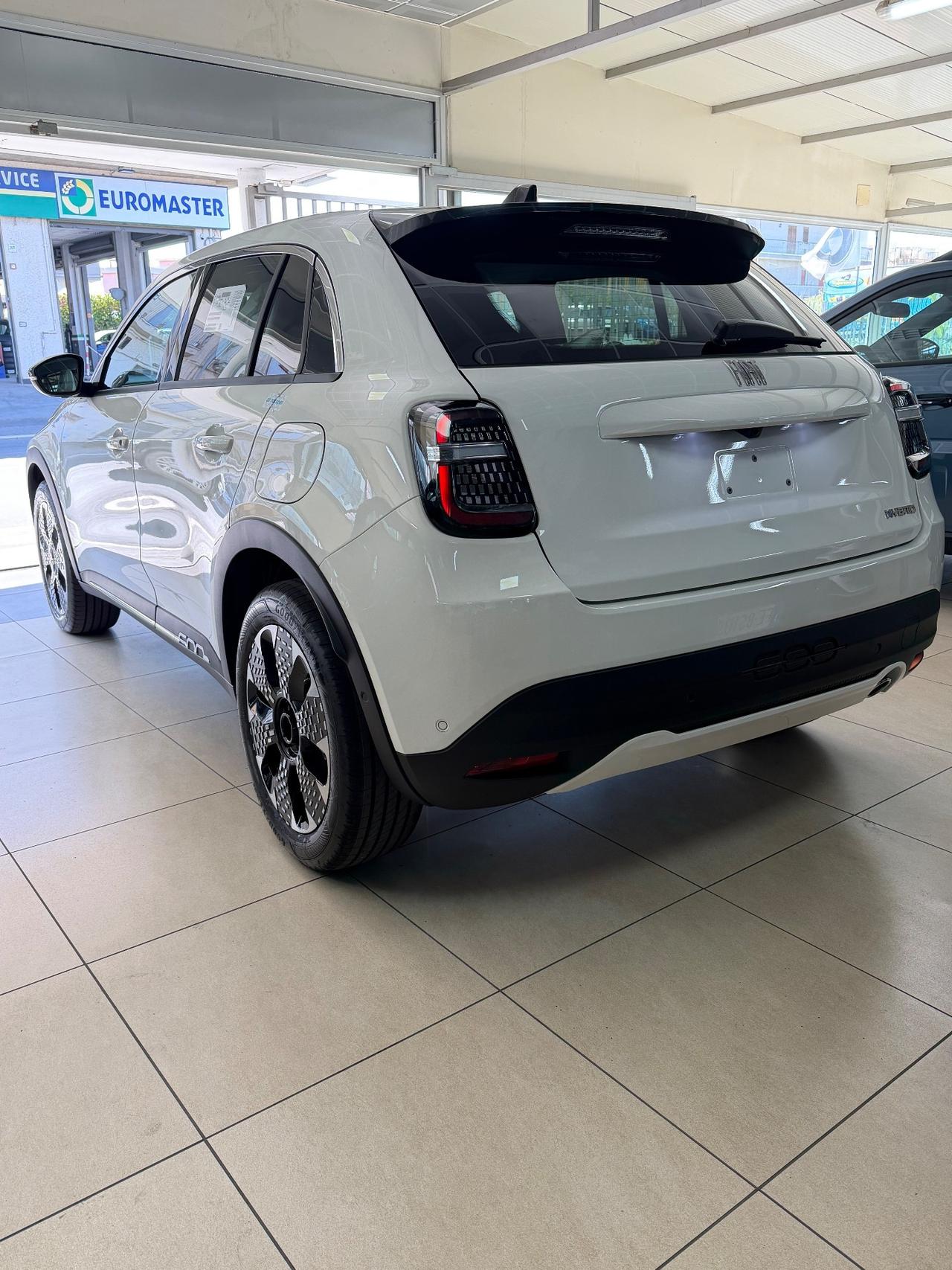 Fiat 600 Hybrid 110 CV DCT MHEV La Prima KM0 2026