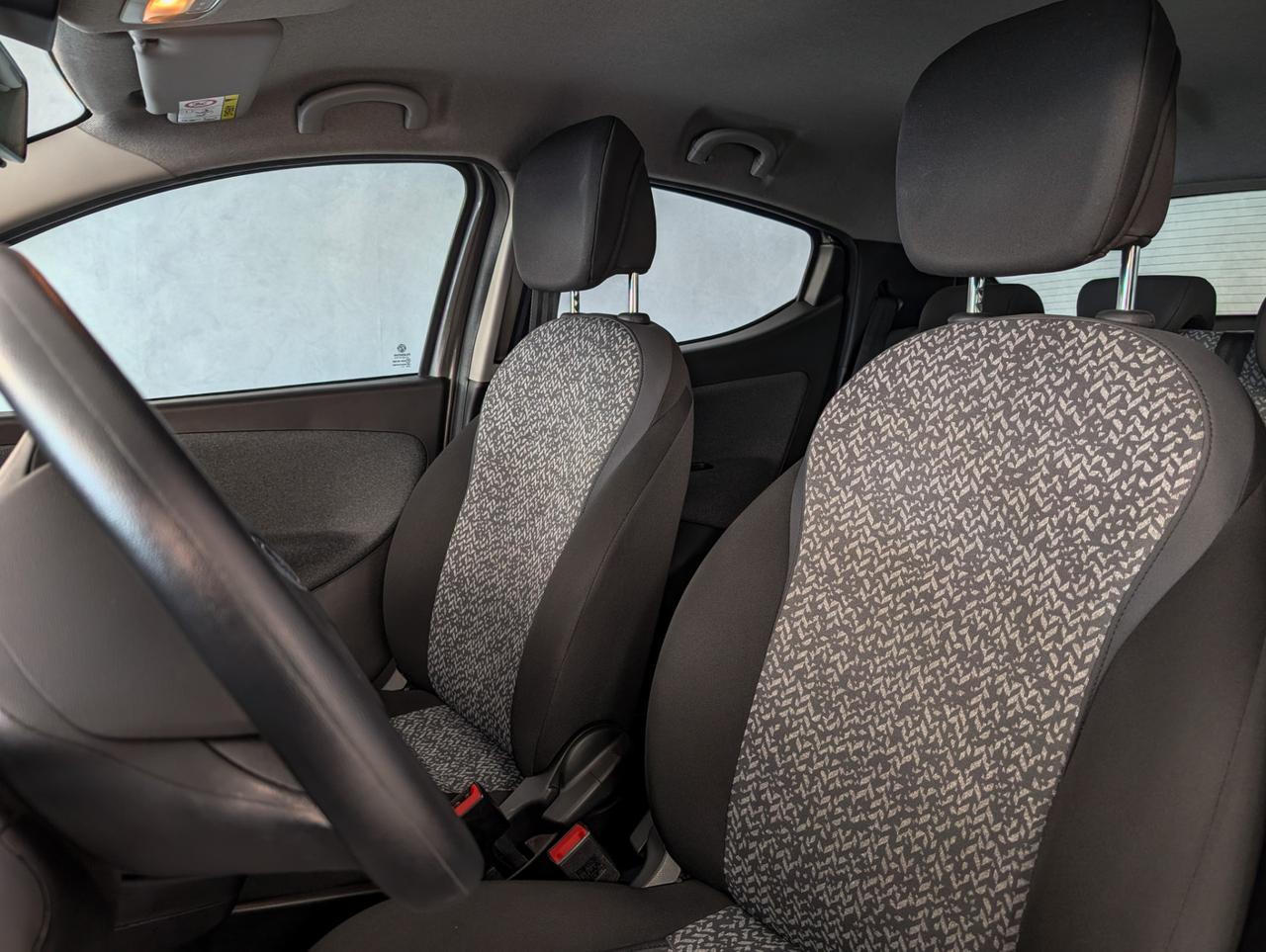 Lancia Ypsilon 1.0 Hybrid 70cv Silver