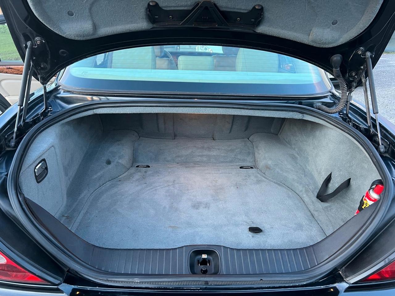 Jaguar XJ 2.7 D V6 cat Executive