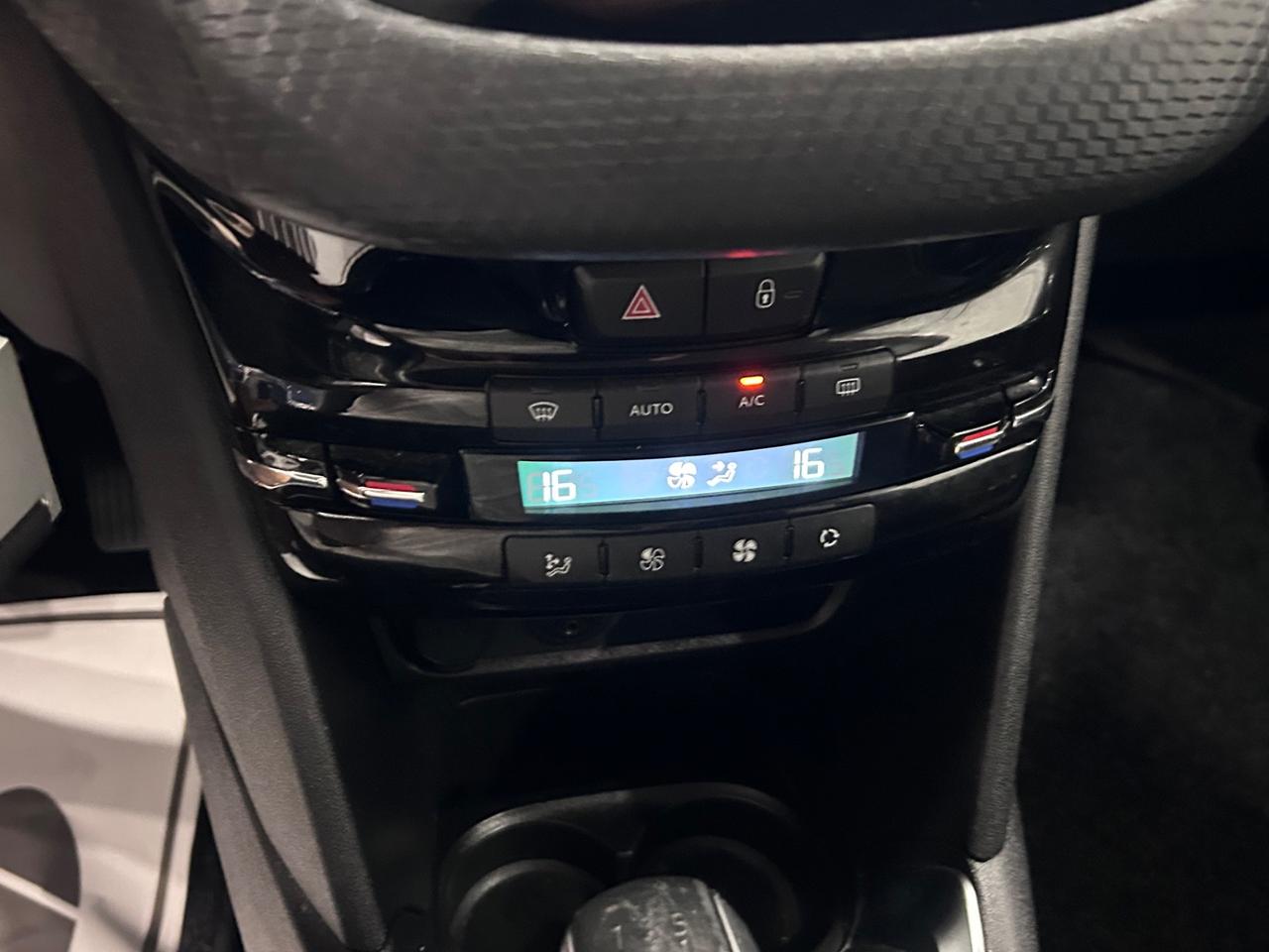 Peugeot 208 BlueHDi 100 5 porte Allure